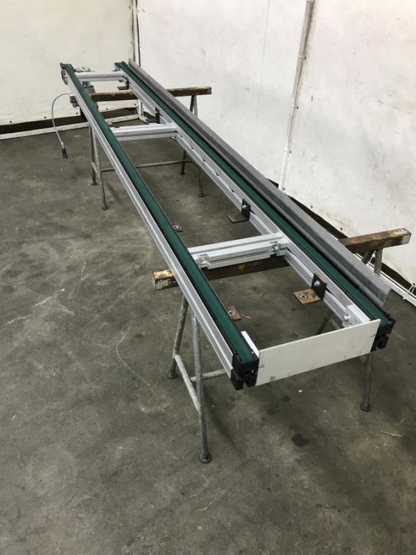 Förderband aus Aluminium-Systemprofil Gurtförderer, Kleingutförderband, Bandstrecke, Teileförderer