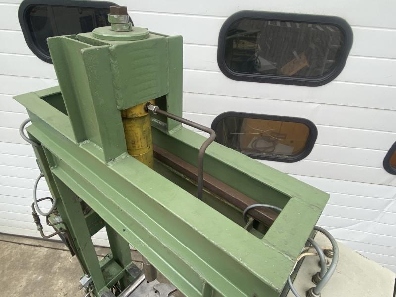 Hydr. Werkstattpresse, Räumpresse, Nutenräumpresse