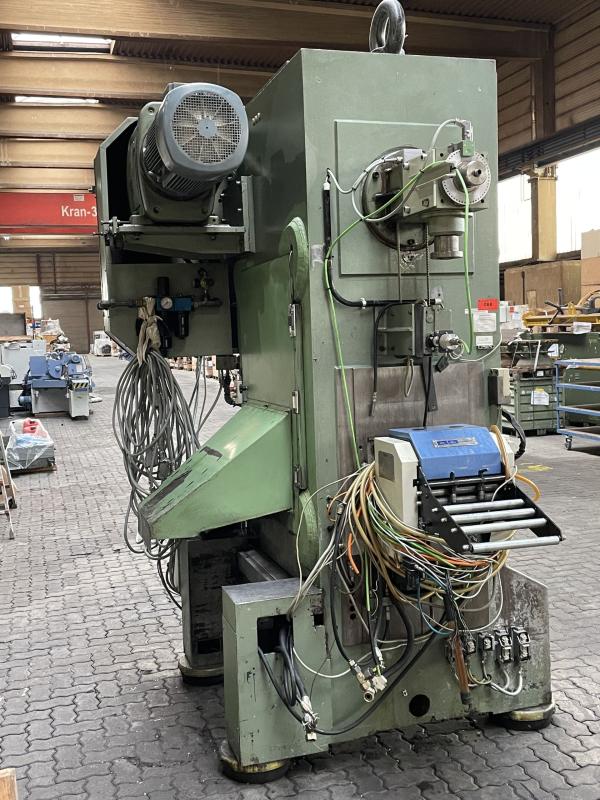 Exzenter Stanzautomat mit NC Walzenvorschub EBU - Doppelständer Exzenterpresse