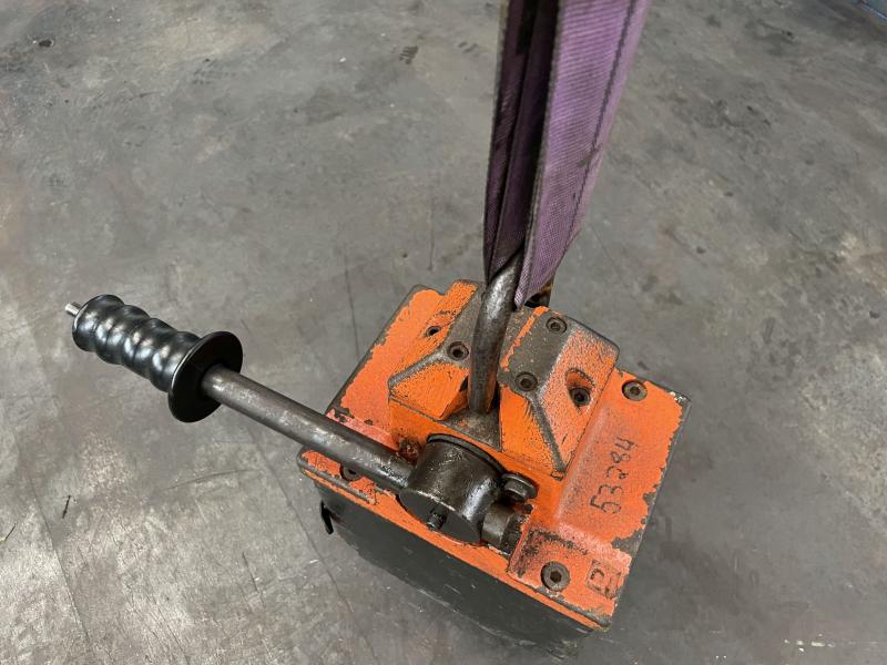 Lasthebemagnet, Kranmagnet, Hebemagnet, mech. schaltbarer Hubmagnet, mechanischer Lastmagnet