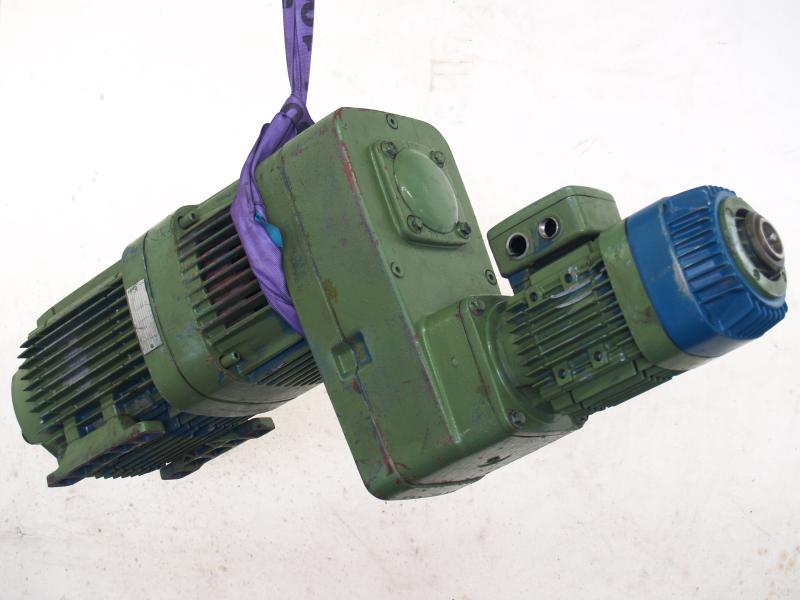 2-Stufen Elektromotor, Schubanker-Getriebemotor