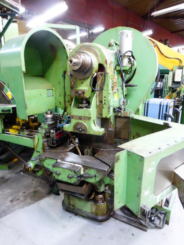 Einständer - Exzenterpresse mit Zangenvorschub