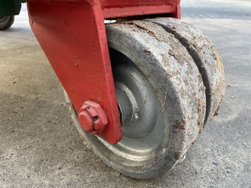 Schwerlast-Coilwagen, Transportwagen für den einfachen Transport mit einem Gabelstapler Schwerlast-Coilwagen, Transportwagen für den einfachen Transport mit einem Gabelstapler
