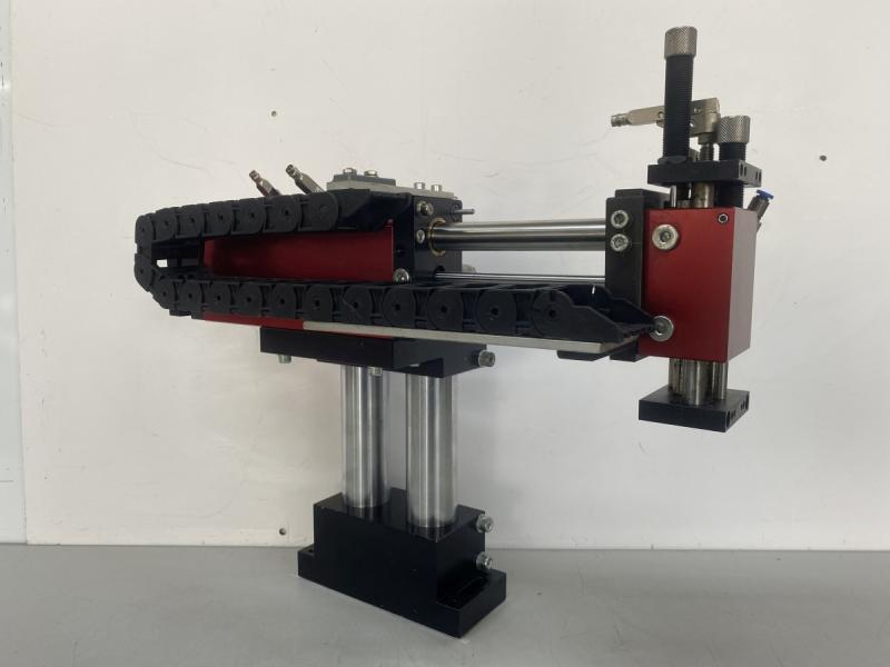 Pneumatischer Pick & Place Manipulator, Ladeeinheit wie Scara Roboter