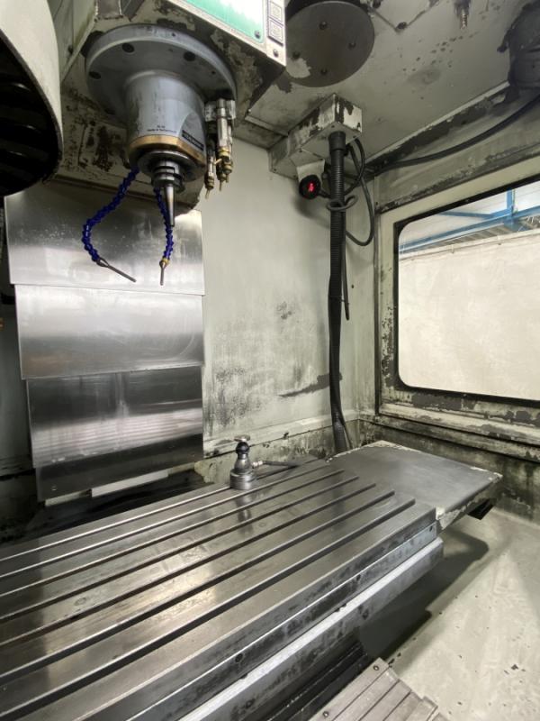 CNC Vertikal Bearbeitungszentrum