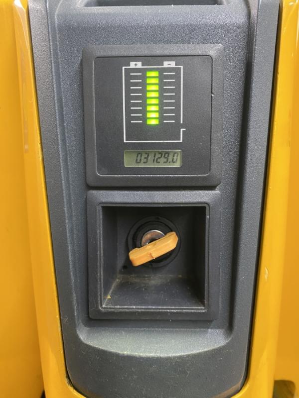 Elektro-Gehstapler, Niederflurhubwagen, Ameise, Deichselstapler