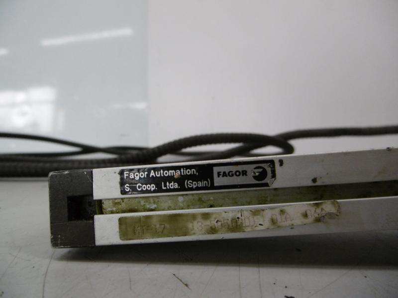 Glasmaßstab, inkrementales Längenmesssystem, Linear Scale, Linear Encoder, Maßstab mit Glaslineal für Positionsanzeige
