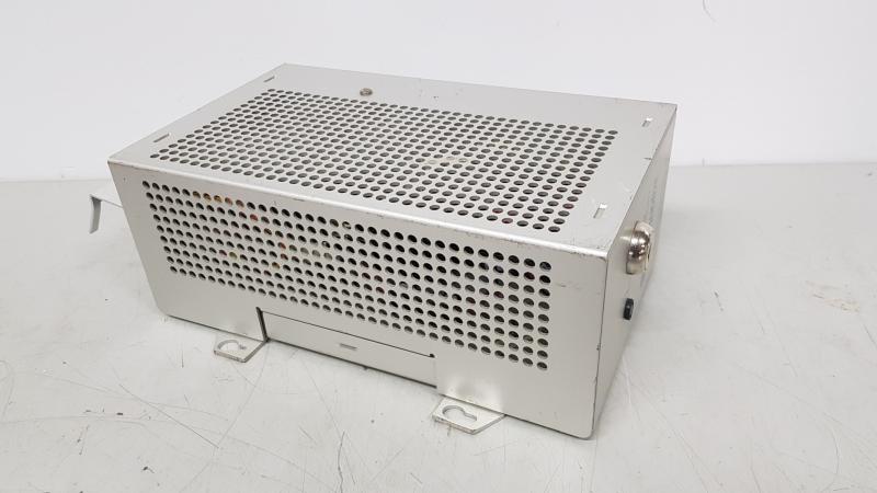Netzteil / Power Supply