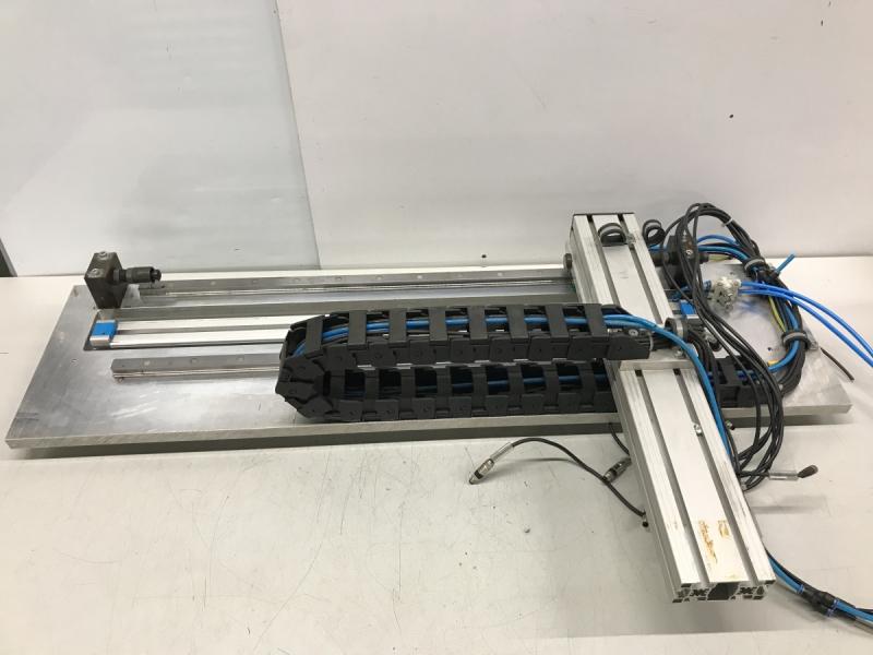 Linearantrieb, kolbenstangenloser Pneumatikzylinder Linearführung Linearantrieb, kolbenstangenloser Pneumatikzylinder Linearführung