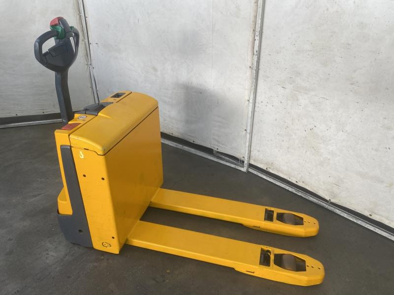 Elektro-Gehstapler, Niederflurhubwagen, Ameise, Deichselstapler