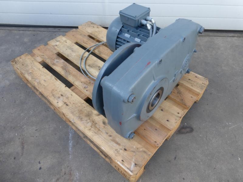 Flachgetriebemotor, Getriebemotor