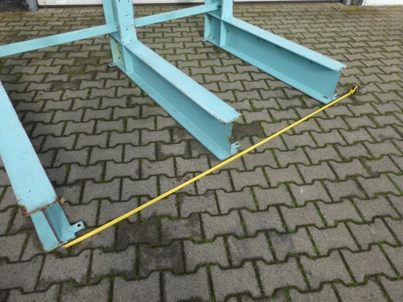 Einseitiges Kragarmregal für Stangenware oder Blechtafeln