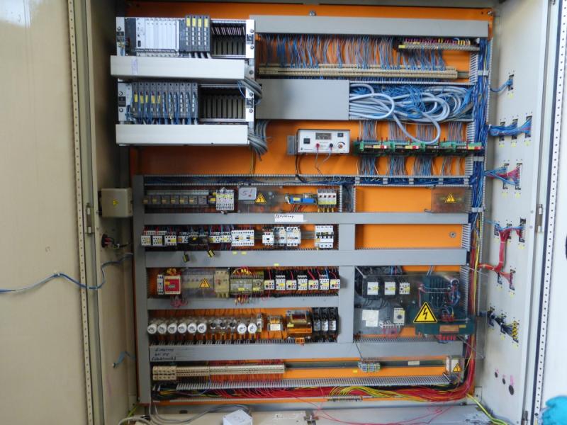 Doppelständer - Hydraulikpresse mit Ziehkissen, Hydraulische Ziehpresse