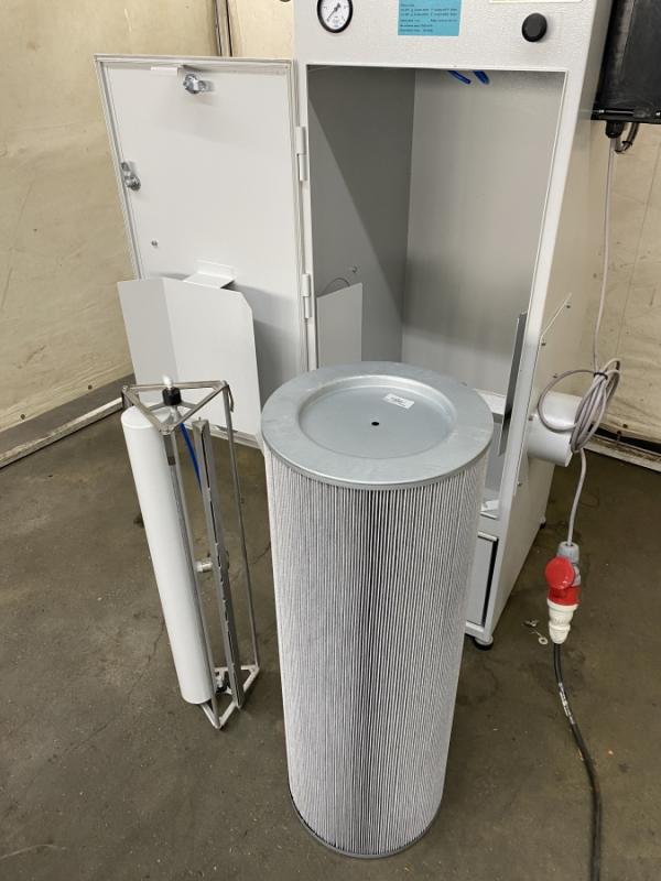Neuwertige Absauganlage, Zentralabsaugung, Raumluft-Filteranlage, Zentral-Schweißrauchabsaugung