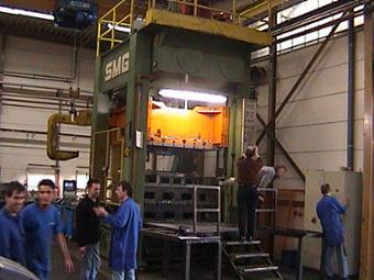 Doppelständer - Hydraulikpresse Doppelständer - Hydraulikpresse