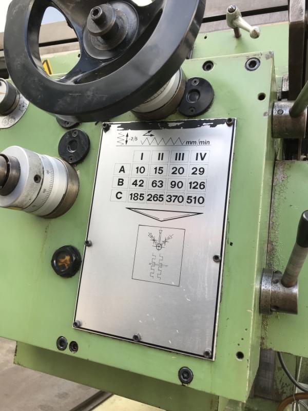Bedienungsanleitung, und Schaltplan für Fräsmaschine - in Deutsch und in Englisch