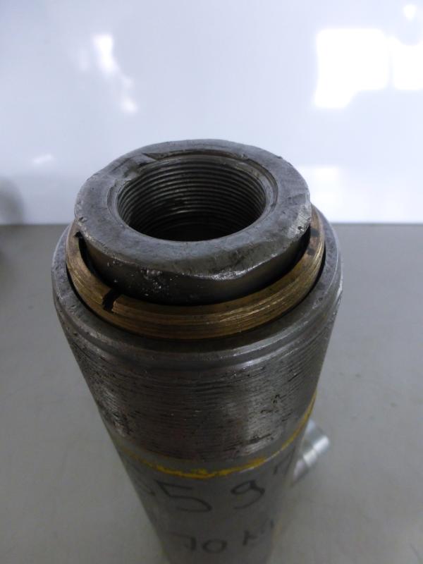 Einfachwirkender Hydraulikzylinder mit Federrückzug, Hydraulikstempel, Lukaszylinder, Maschinenheber