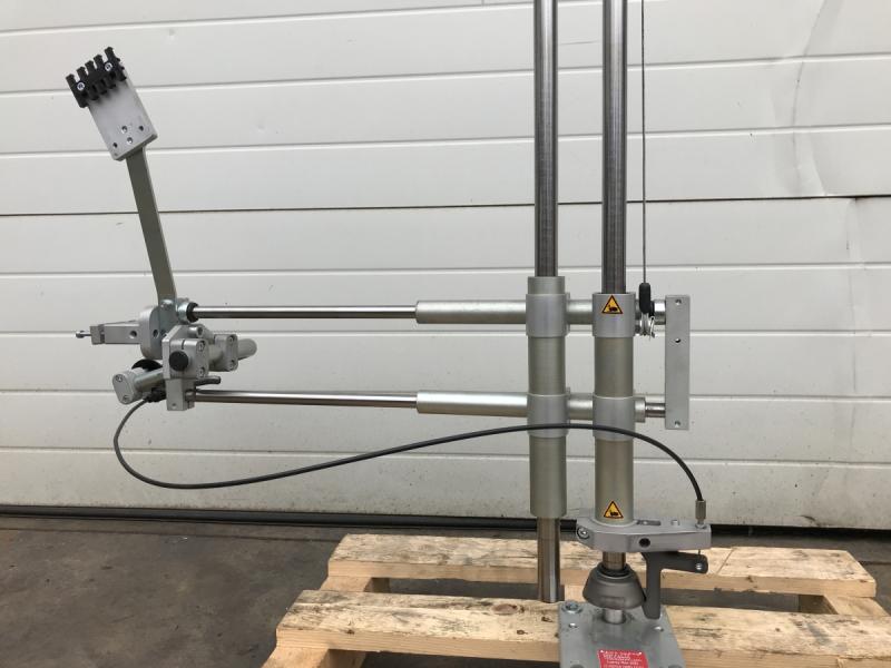 Handlinggerät, Handlingsystem, Manipulator für Schraubtechnik