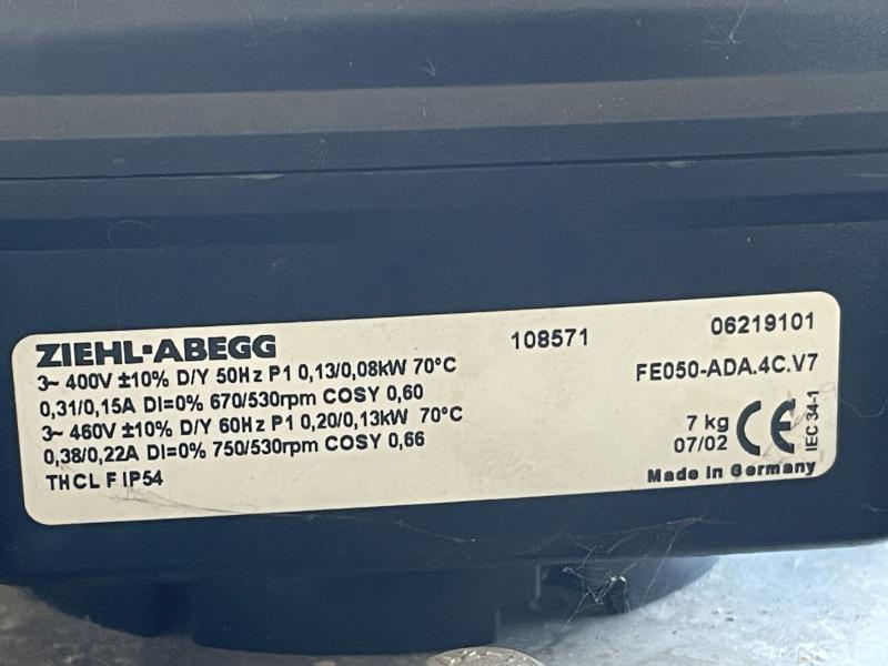 Trockenrückkühler - Flüssigkeits Rückkühler für Wasser-Glycolgemische, mit Axialgebläse