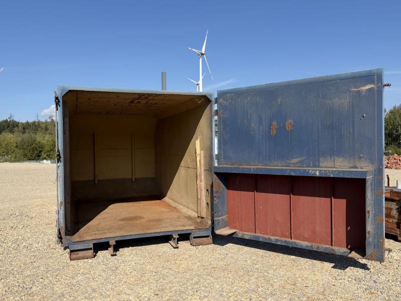 Abrollcontainer, Abrollpresscontainer, geschlossener Abroller, Ideal als Baustellencontainer