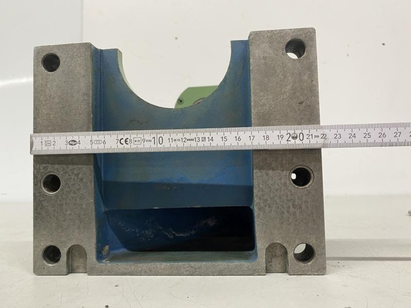 Gegenlager zum Horizontalfräsen, Lagerbock mit Stützlager für lange Fräsdorne, Horizontalbarbeitung