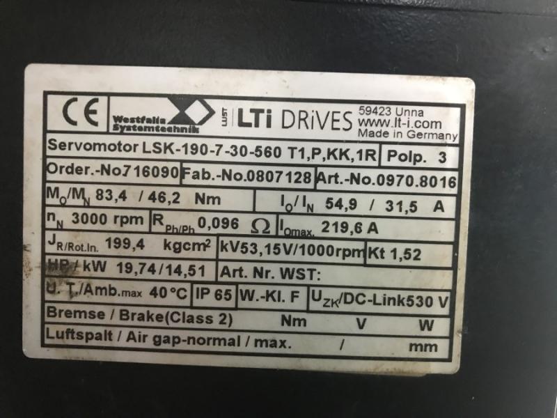 Synchron-Servomotor mit Haltebremse und Getriebe,  Getriebemotor, Elektromotor, Winkelgetriebemotor