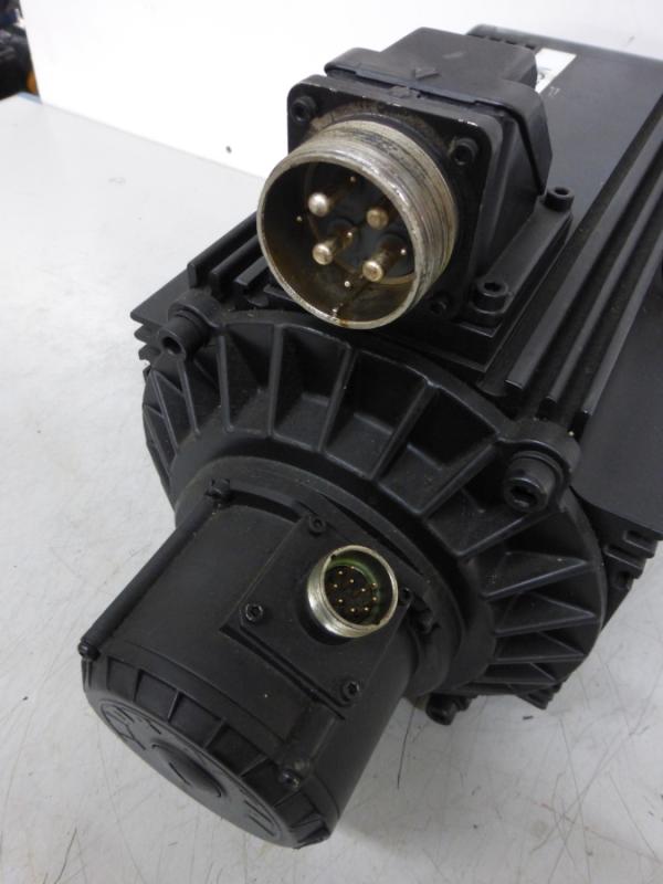 Digitaler intelligenter AC-Servoantriebe mit ANALOG interface, Permanentmagnet Drehstrom- Servomotor, 