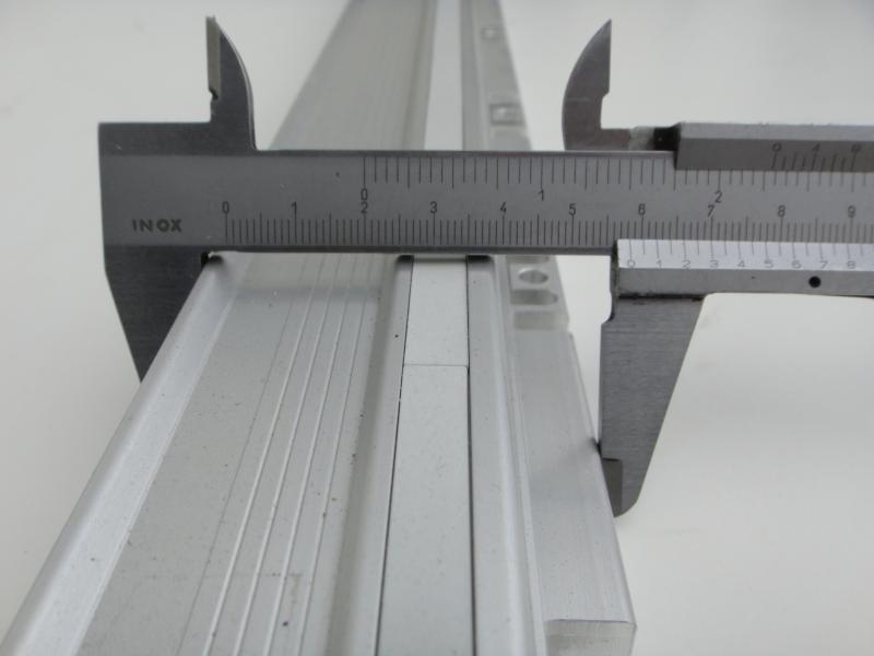Glasmaßstab, inkrementales Längenmesssystem, Linear Scale, Maßstab mit Glaslineal für Positionsanzeige Glasmaßstab, inkrementales Längenmesssystem, Linear Scale, Maßstab mit Glaslineal für Positionsanzeige