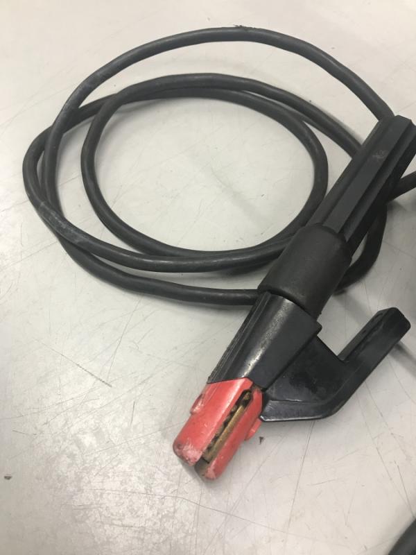 Inverter Schweißgerät zum E-Handschweißen mit Stabelektroden Inverter Schweißgerät zum E-Handschweißen mit Stabelektroden