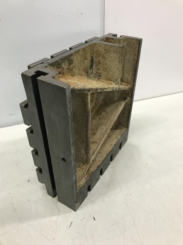 Aufspannwinkel, Winkeltisch mit T-Nuten Spannturm, Aufspannplatte, Aufspannklotz Aufspannwinkel, Winkeltisch mit T-Nuten Spannturm, Aufspannplatte, Aufspannklotz