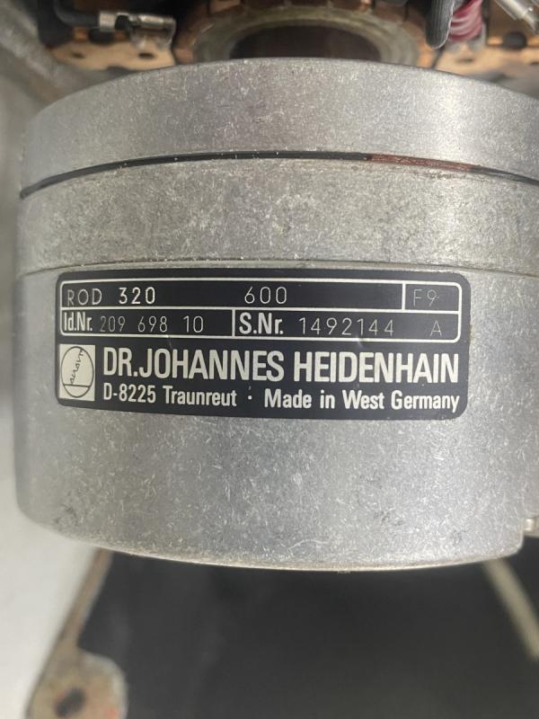 Permanentmagnet Gleichstrom-Servomotor mit HEIDENHAIN Drehgeber Permanentmagnet Gleichstrom-Servomotor mit HEIDENHAIN Drehgeber