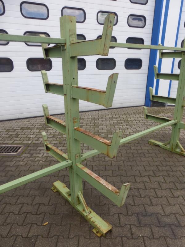 Doppelseitiges Kragarmregal  für Stangenware (Eigenbau)