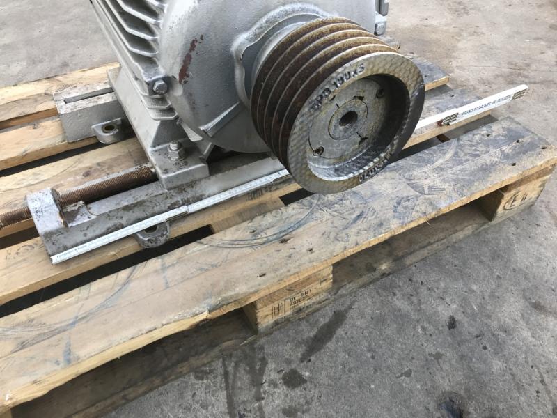 Elektromotor, E-Motor, Drehstrommotor, Kraftstrommotor Fußmotor B3