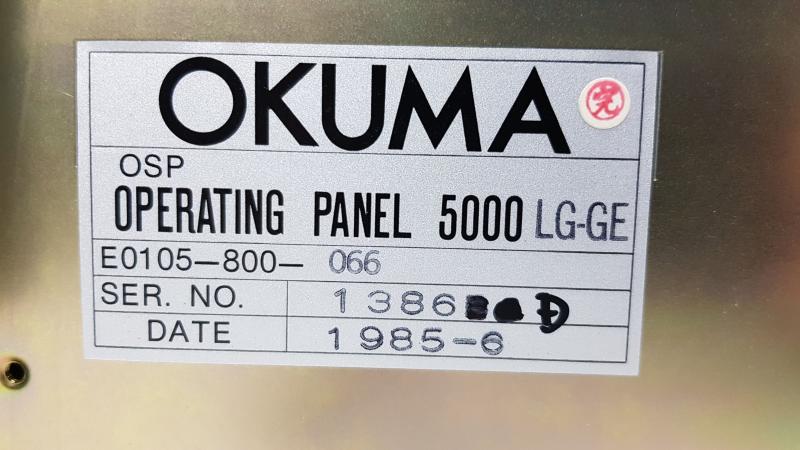 Bedienpanel, Bildschirmeinheit für OKUMA OPUS 5000 CNC Steuerung, stammt aus OKUMA LB 10