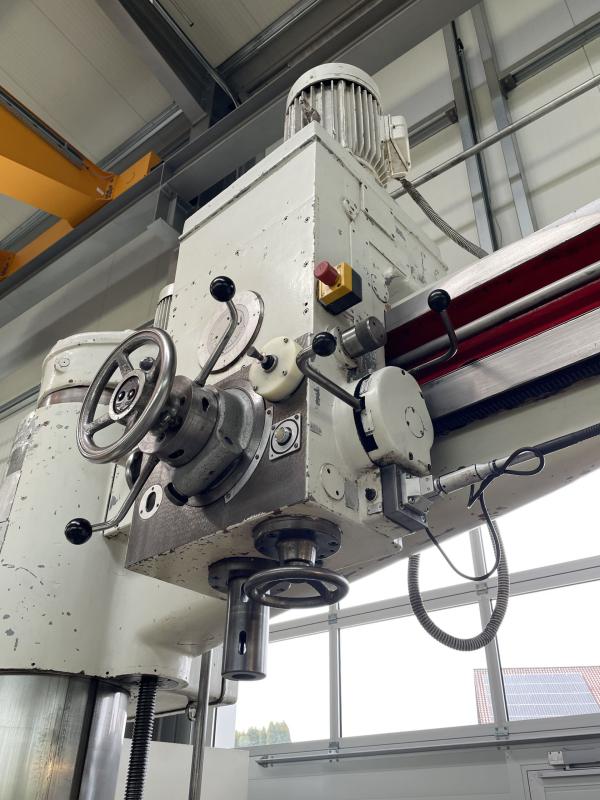Radialbohrmaschine Radialbohrmaschine