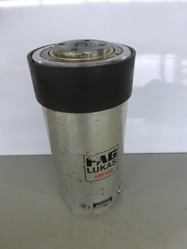 Einfachwirkender Leichtmetallzylinder mit Federrückzug, Hydraulikstempel, Hydraulikzylinder, Lukaszylinder, Maschinenheber
