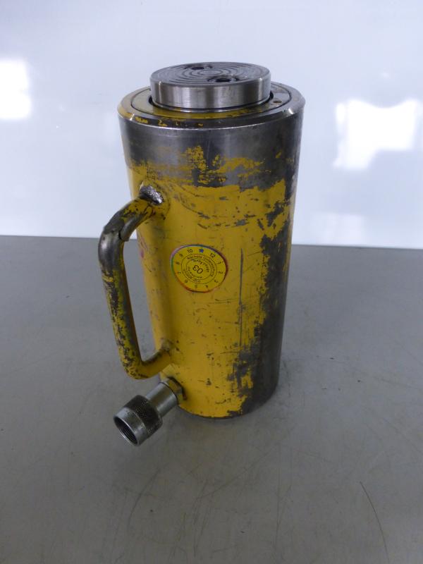 Einfachwirkender Hydraulikzylinder mit Federrückzug, Hydraulikstempel, Lukaszylinder, Maschinenheber