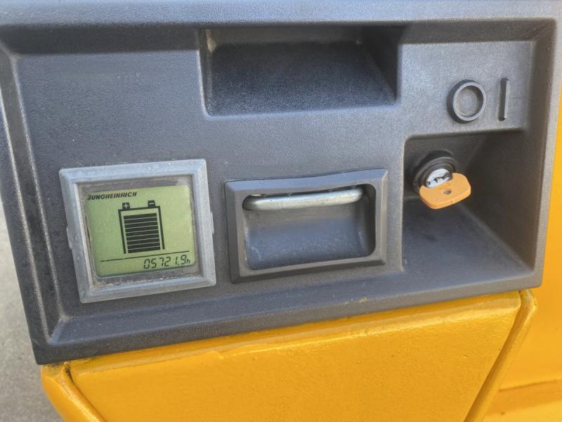 Elektro - Gehstapler, Deichselstapler Elektro - Gehstapler, Deichselstapler