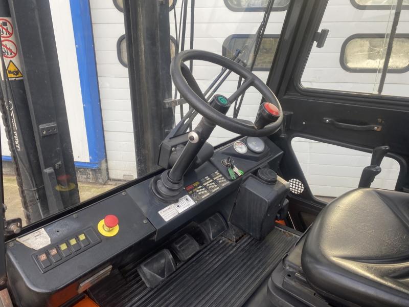 Diesel - Gabelstapler, Traglast 4500 kg, mit Hydrostatischem Antrieb wie Linde