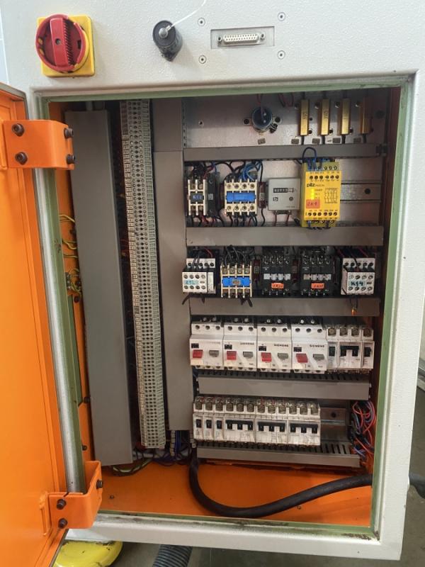 CNC Werkzeugfräsmaschine mit Heidenhain TNC 310