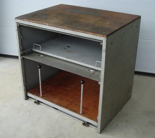 Blechschrank mit Klapptür, Werkstattschrank