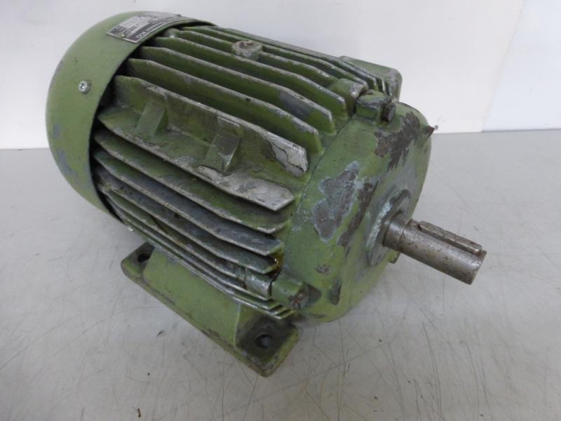 Polumschaltbarer Elektromotor, E-Motor, Drehstrommotor, Kraftstrommotor Fußmotor B3