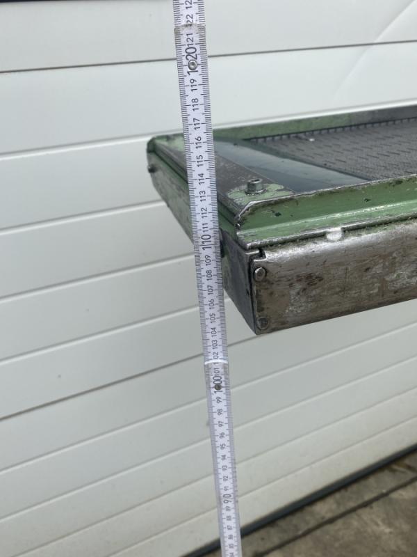 Z-Förderer, Förderband mit Metallgliederband, Metall-Gurtförderer, Bandförderer, Standförderer