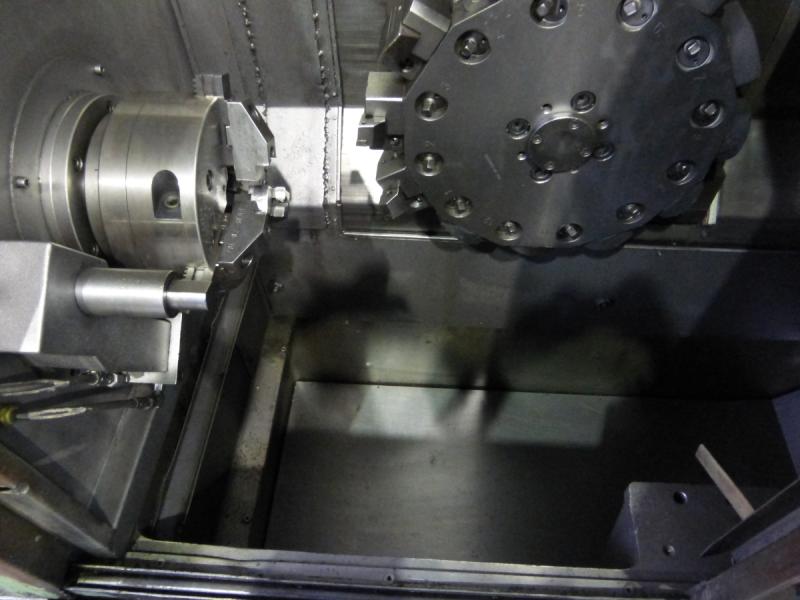 CNC Drehmaschine mit Steuerung Fanuc Mate TS, mit Kraftspannfutter BERG Ø 200 mm