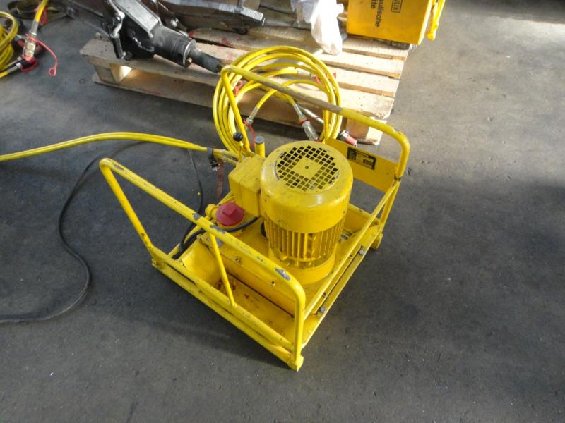 Spreiz- und Pressgerät mit Hydraulikaggregat, Hydraulische Spreizzange, Hydraulikspreizer