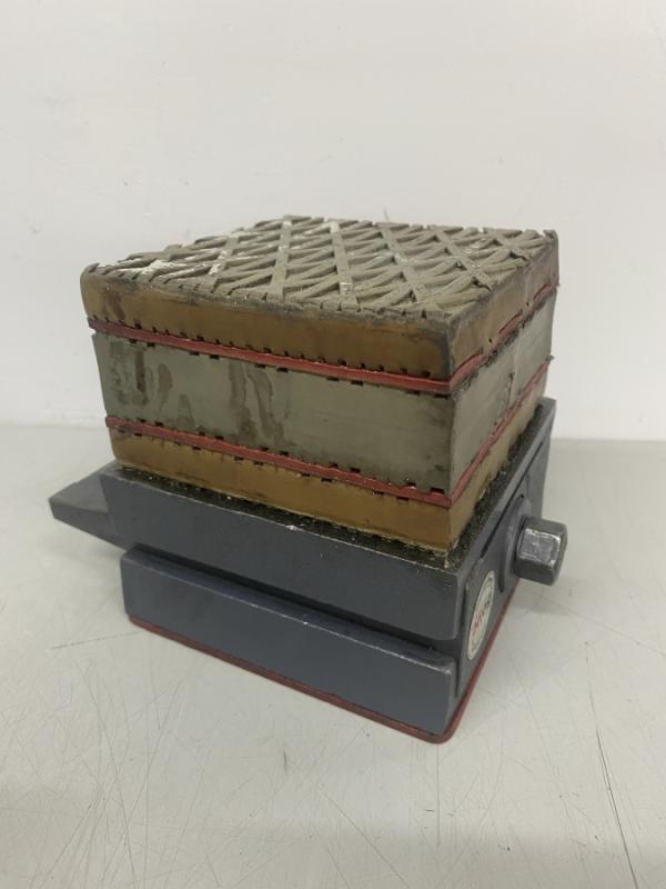 4 Stück Maschinenfüße mit Einstellkeil, Präzisionskeilschuhe