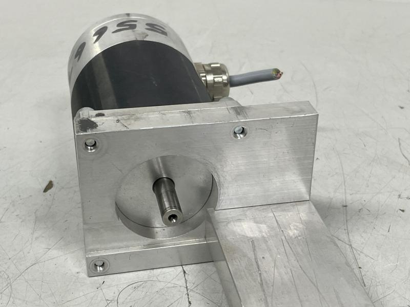Präzisions-Schrittmotor, Stepper-Motor, Neuwertig nur für einen Testaufbau verwendet.