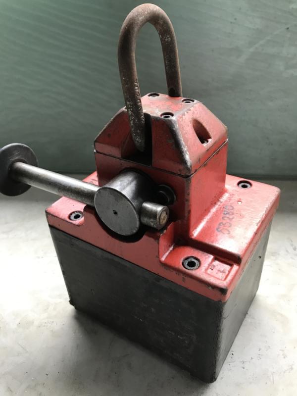 Lasthebemagnet, Kranmagnet, Hebemagnet, mech. schaltbarer Hubmagnet, mechanischer Lastmagnet