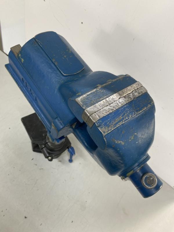 Werkbankschraubstock, Parallelschraubstock mit Schwalbenschwanzführung und Höhenverstellung