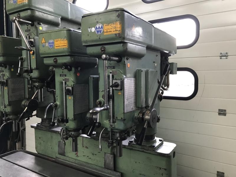 Reihenbohrmaschine mit 4 Stationen MK2